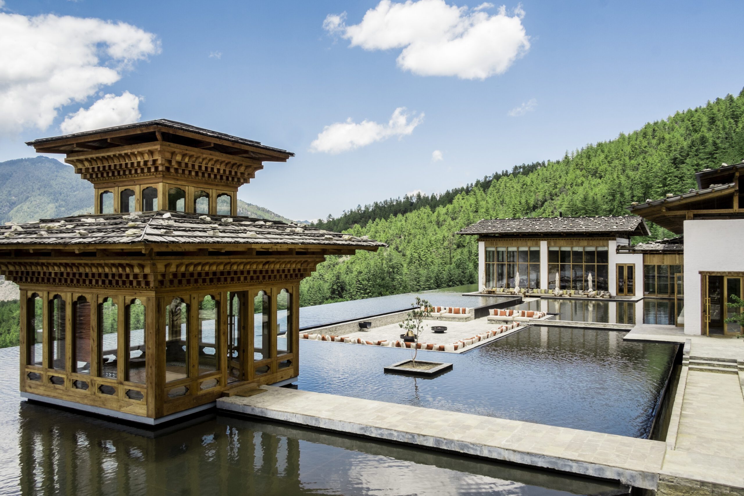 AFFORDABLE BHUTAN LUXURY TOUR